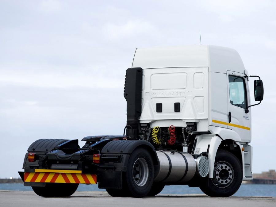  Volkswagen Constellation Tractor 19-320 2006 года  (ZA) (фото 3 из 5)